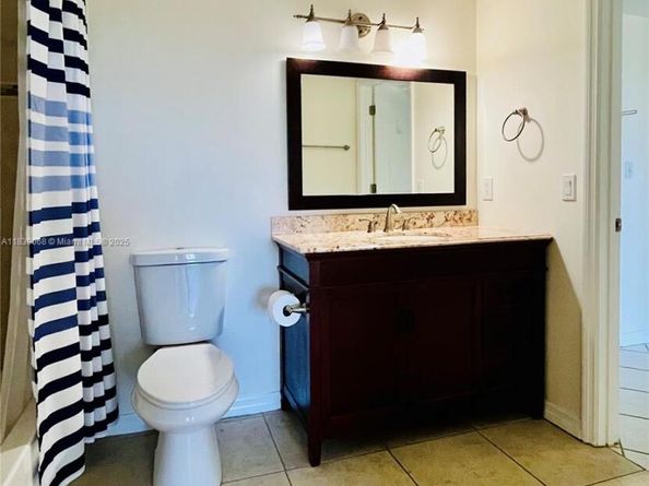 3500 Coral Way 913, Miami FL 33145