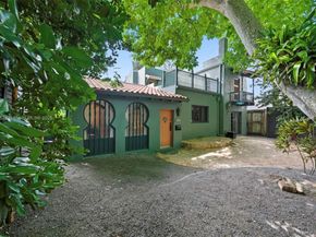 3650 N Bay Homes Dr, Miami FL 33133