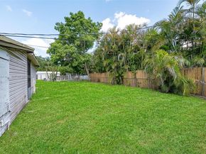 5736 Simms St, Hollywood FL 33021