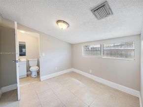 5736 Simms St, Hollywood FL 33021