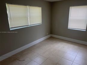5736 Simms St, Hollywood FL 33021