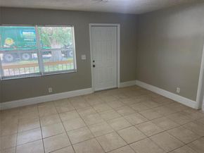 5736 Simms St, Hollywood FL 33021