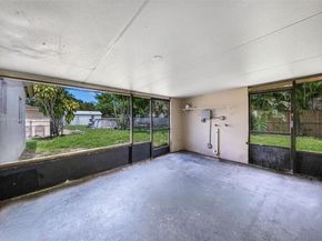 5736 Simms St, Hollywood FL 33021