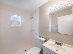 5736 Simms St, Hollywood FL 33021
