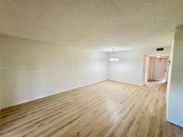 7205 NW 5th Ct 203, Margate FL 33063