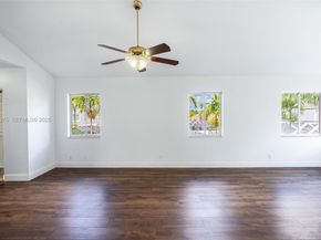 19313 NW 11th St, Pembroke Pines FL 33029