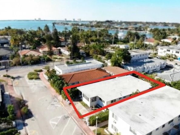903 80th St, Miami Beach FL 33141