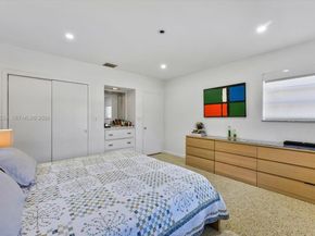 700 S Shore Dr, Miami Beach FL 33141