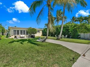 700 S Shore Dr, Miami Beach FL 33141