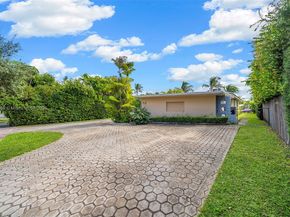 700 S Shore Dr, Miami Beach FL 33141