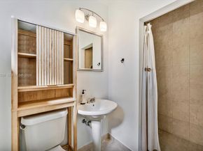 700 S Shore Dr, Miami Beach FL 33141