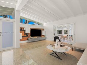 1040 NE 85th St, Miami FL 33138