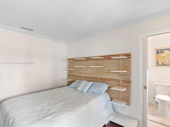 3097 Bird Ave 3097, Miami FL 33133