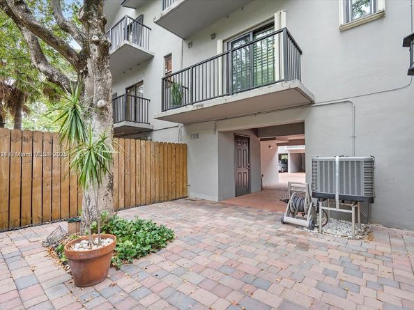 3097 Bird Ave 3097, Miami FL 33133
