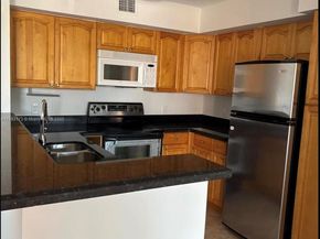 19601 E Country Club Dr 7303, Aventura FL 33180