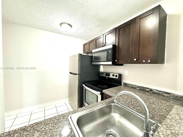484 NW 165th St Rd A411, Miami FL 33169
