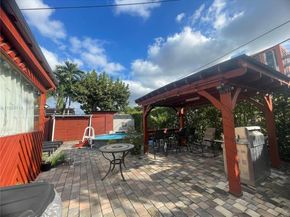3718 NW 12th St, Miami FL 33126