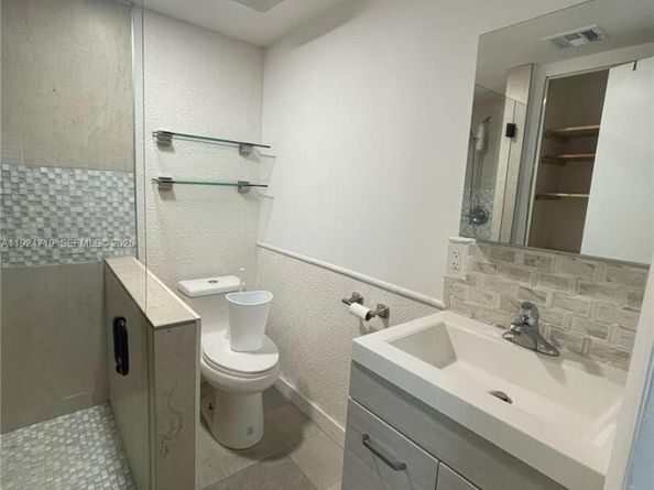 3718 NW 12th St, Miami FL 33126