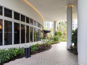 1500 Bay Rd 330S, Miami Beach FL 33139