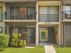 5771 Washington St H1, Hollywood FL 33023