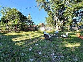 6861 Freedom St, Hollywood FL 33024
