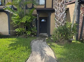 9170 NW 44th Ct