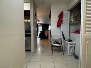 9170 NW 44th Ct, Sunrise FL 33351