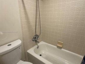 9170 NW 44th Ct, Sunrise FL 33351