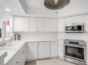 1800 Sunset Harbour Dr 2203, Miami Beach FL 33139