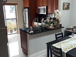 5350 W 21st Ct 203, Hialeah FL 33016