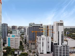 185 SW 7th St 2514, Miami FL 33130