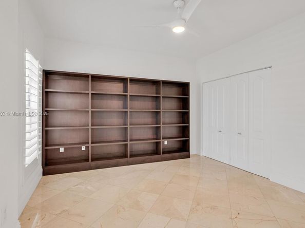 20 Calabria Ave 505, Coral Gables FL 33134