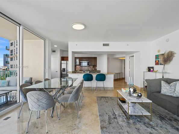 19900 E Country Club Dr 1112, Aventura FL 33180