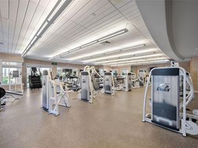 19900 E Country Club Dr 1112, Aventura FL 33180