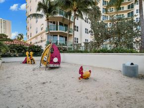 19900 E Country Club Dr 1112, Aventura FL 33180