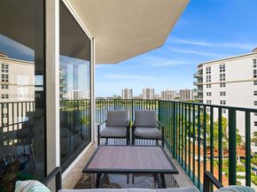 19900 E Country Club Dr 1112, Aventura FL 33180