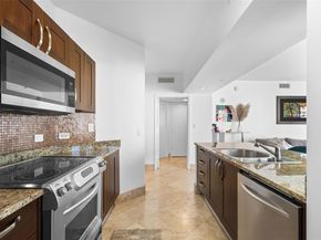 19900 E Country Club Dr 1112, Aventura FL 33180