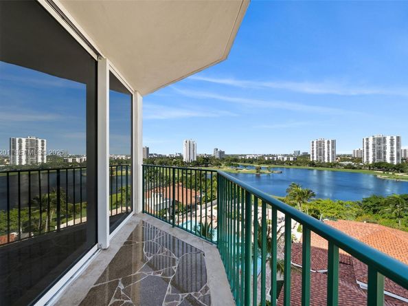 19900 E Country Club Dr 1112, Aventura FL 33180