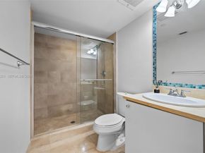 19900 E Country Club Dr 1112, Aventura FL 33180