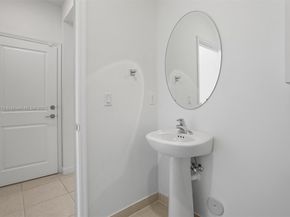 21205 SW 127th Ct, Miami FL 33177