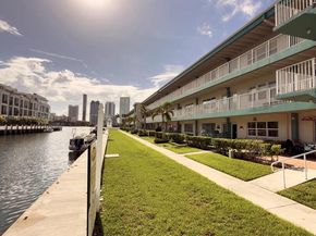 3923 NE 166th St N208, North Miami Beach FL 33160