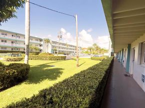3923 NE 166th St N208, North Miami Beach FL 33160