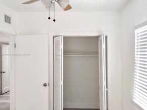 100 NW 43rd Pl, Miami FL 33126