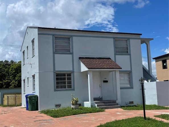 100 NW 43rd Pl, Miami FL 33126