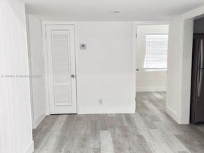 100 NW 43rd Pl, Miami FL 33126