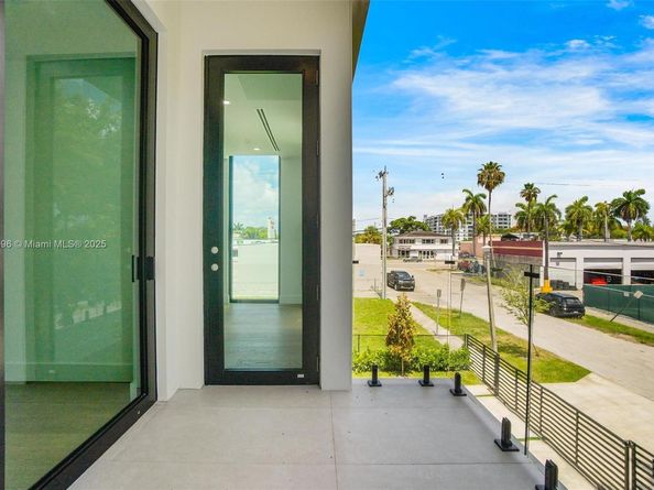 630 NE 82nd Ter, Miami FL 33138