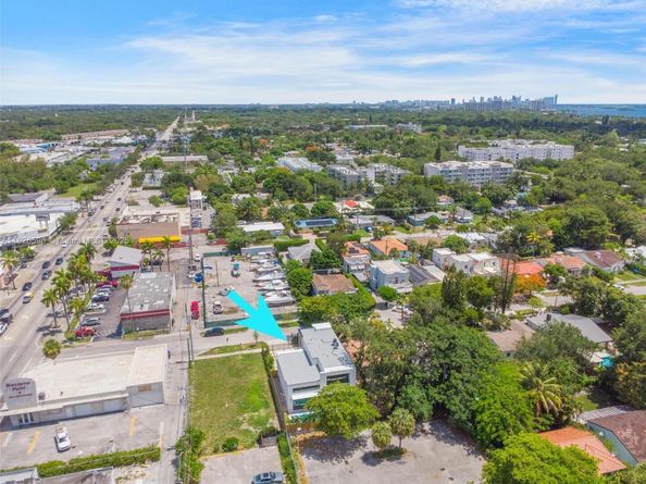 630 NE 82nd Ter, Miami FL 33138