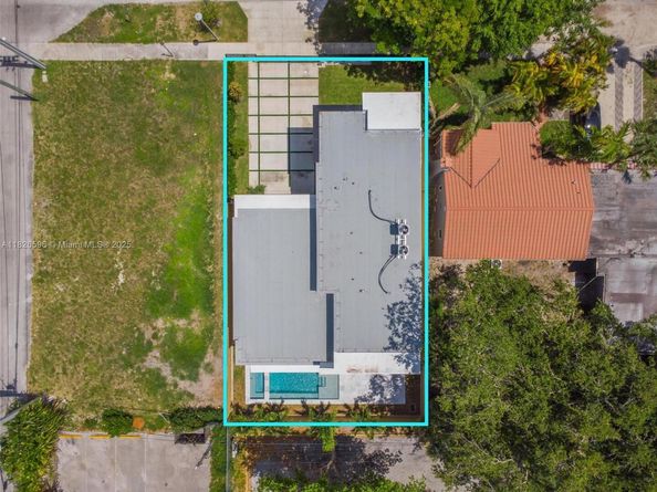 630 NE 82nd Ter, Miami FL 33138