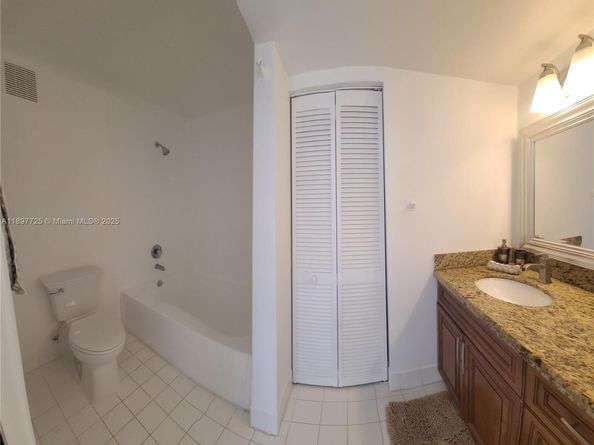 2133 Renaissance Blvd 306, Miramar FL 33025