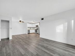 170 Cypress Club Dr 712, Pompano Beach FL 33060